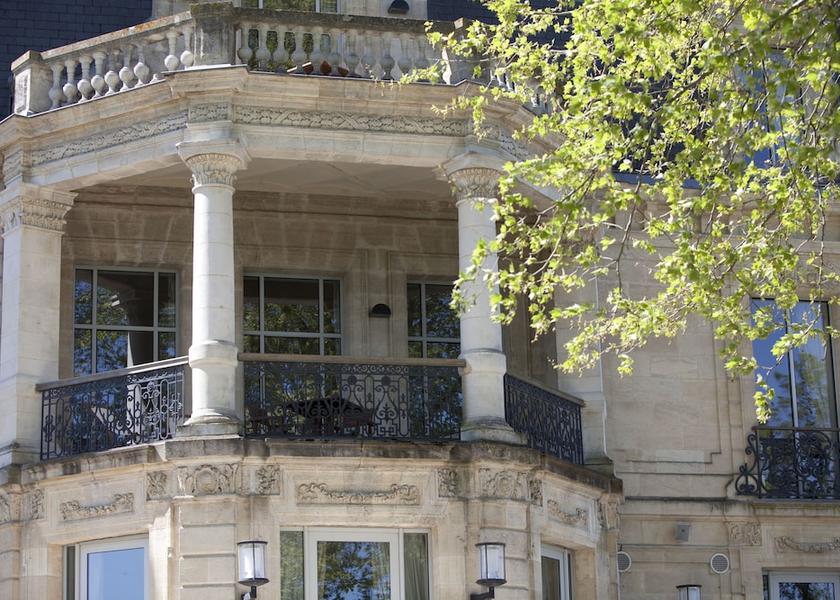 Nouvelle-Aquitaine Blanquefort Exterior Detail