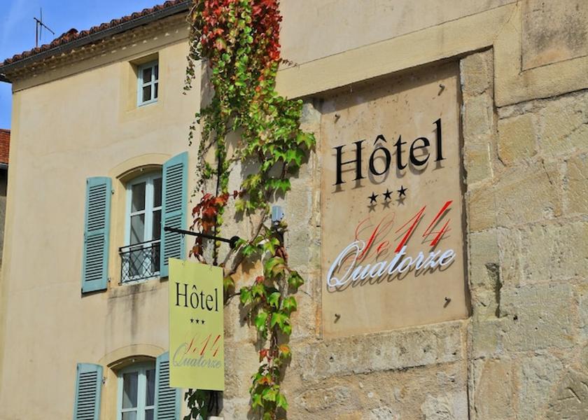 Occitanie Figeac Front of property