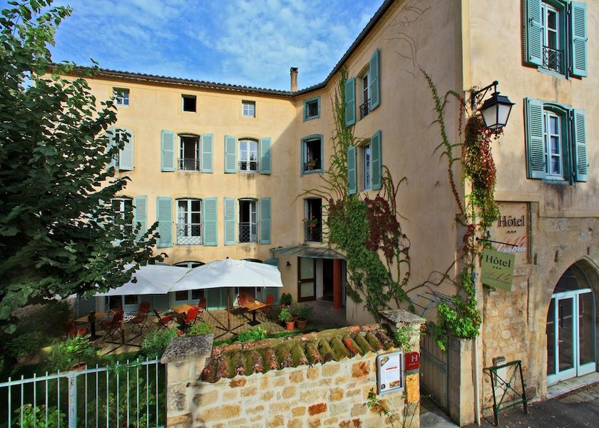 Occitanie Figeac Front of property