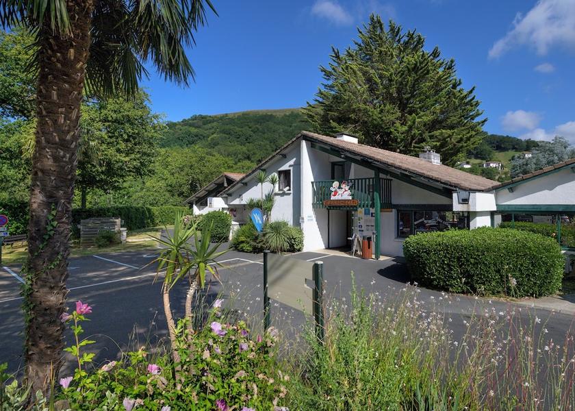 Nouvelle-Aquitaine Ascain Reception