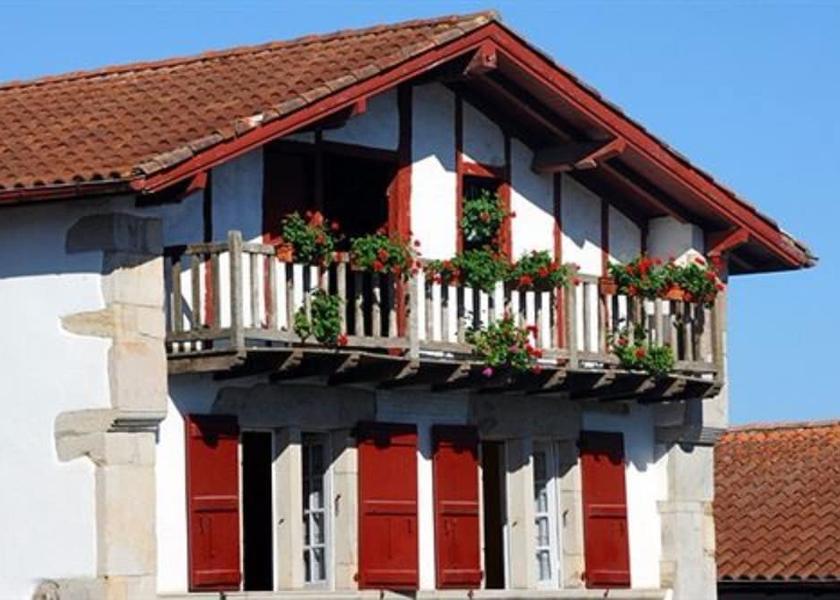 Nouvelle-Aquitaine Ascain Exterior