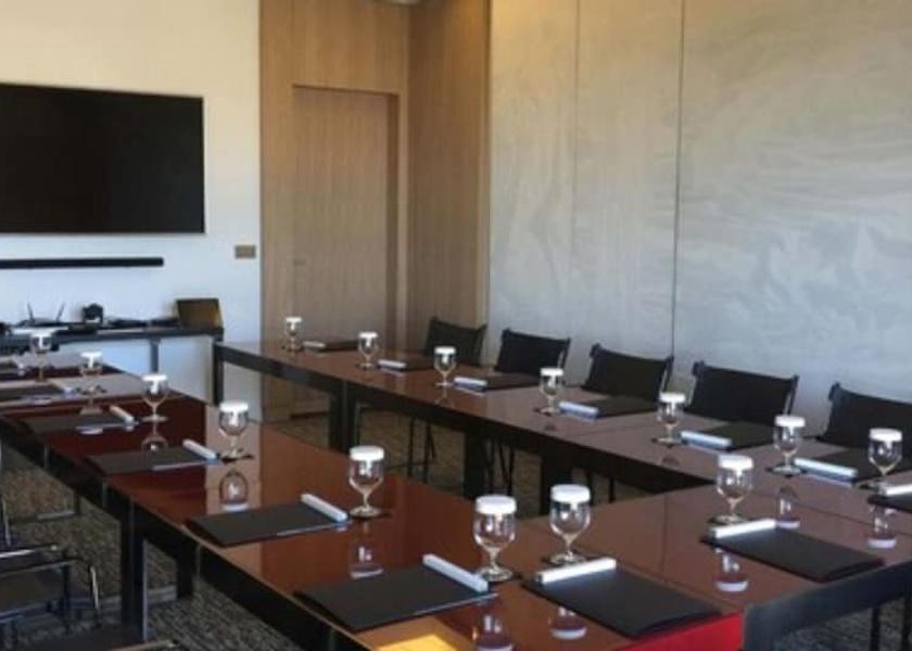 Auvergne-Rhone-Alpes Lyon Meeting Room