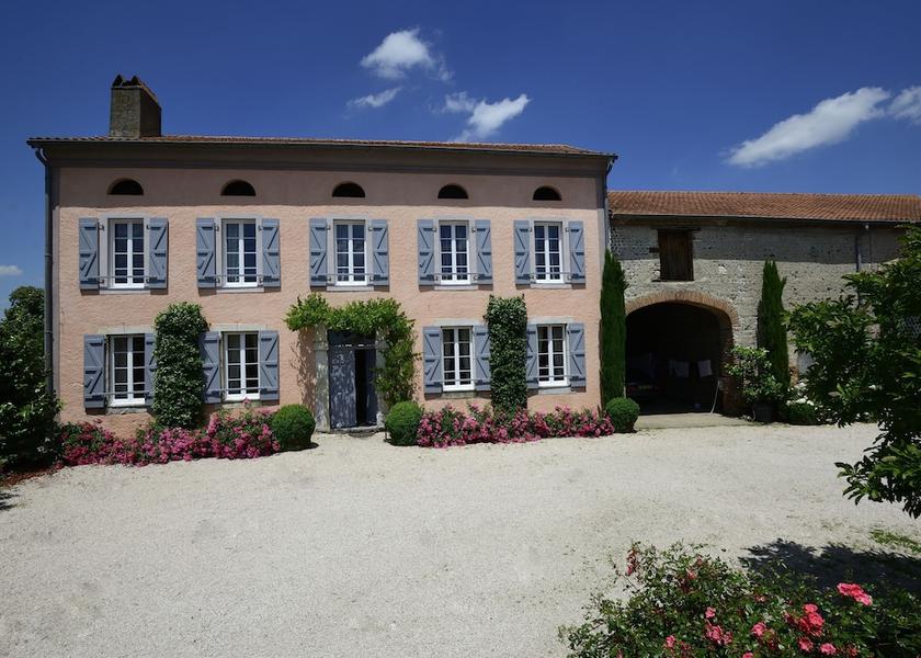 Occitanie Vic-en-Bigorre Exterior Detail