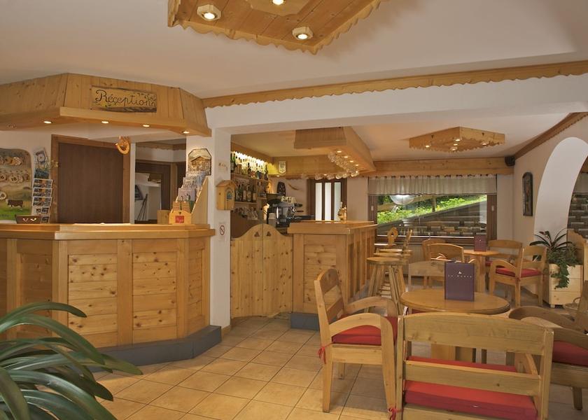 Auvergne-Rhone-Alpes Morzine Reception