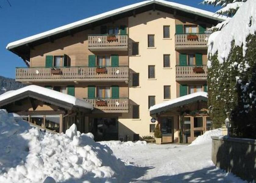 Auvergne-Rhone-Alpes Morzine Exterior Detail