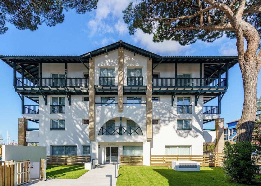 Nouvelle-Aquitaine Hendaye Courtyard