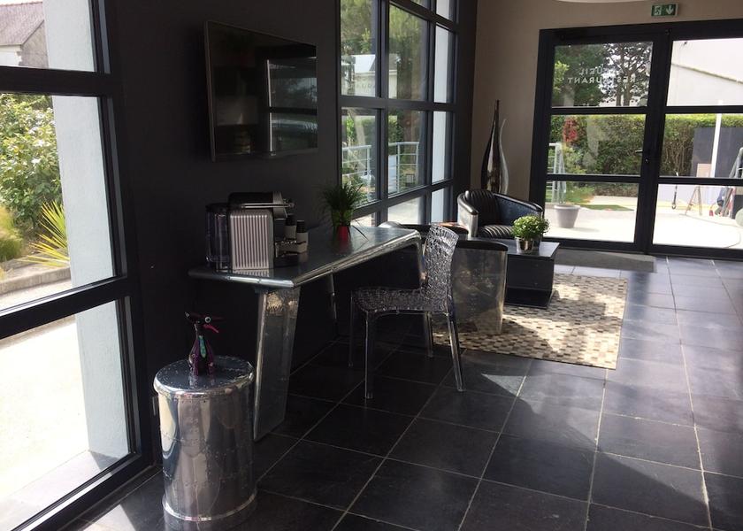 Brittany Carnac Lobby