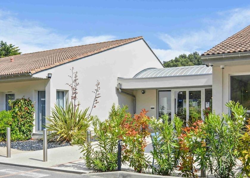 Provence - Alpes - Cote d'Azur Cabries Exterior