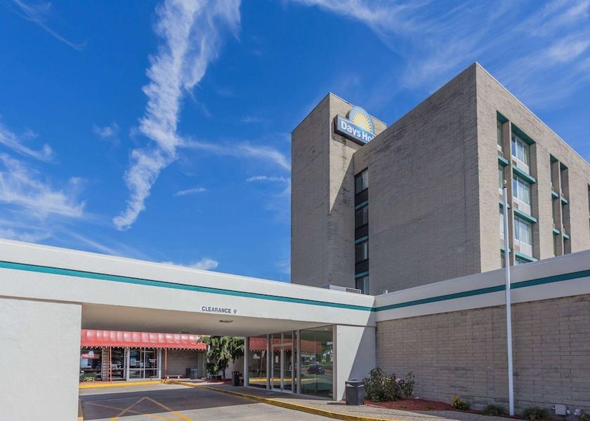 Illinois Danville Exterior Detail