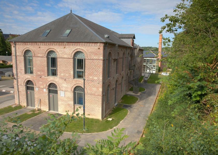Hauts-de-France Meru Facade