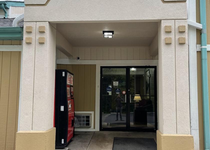 Maryland Hancock Exterior Detail