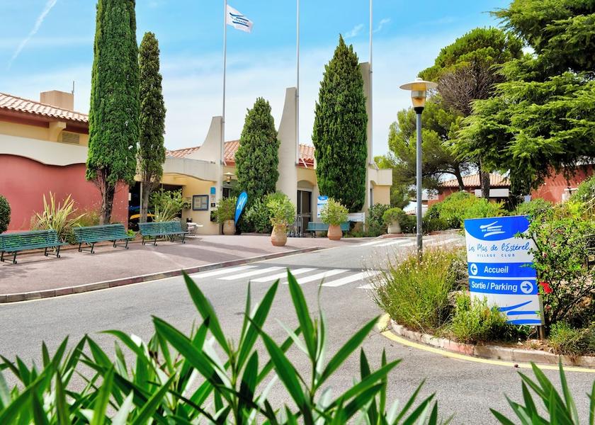 Provence - Alpes - Cote d'Azur Saint-Raphael Reception