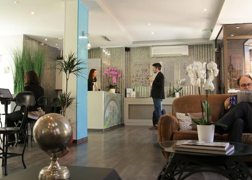 Ile-de-France Boulogne-Billancourt Lobby