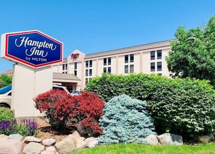 Illinois Urbana Front of property