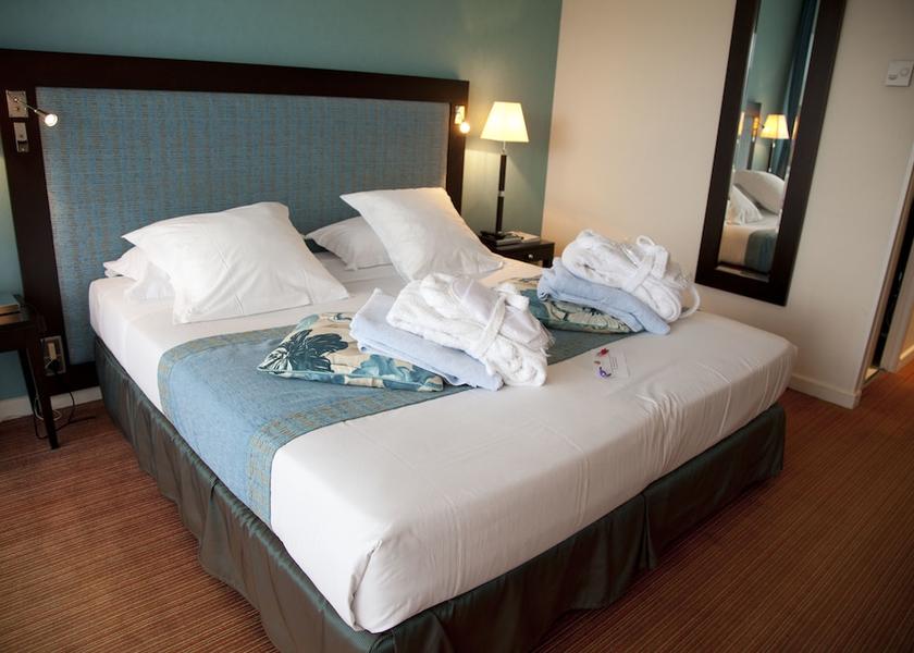 Auvergne-Rhone-Alpes Saint-Clair Room