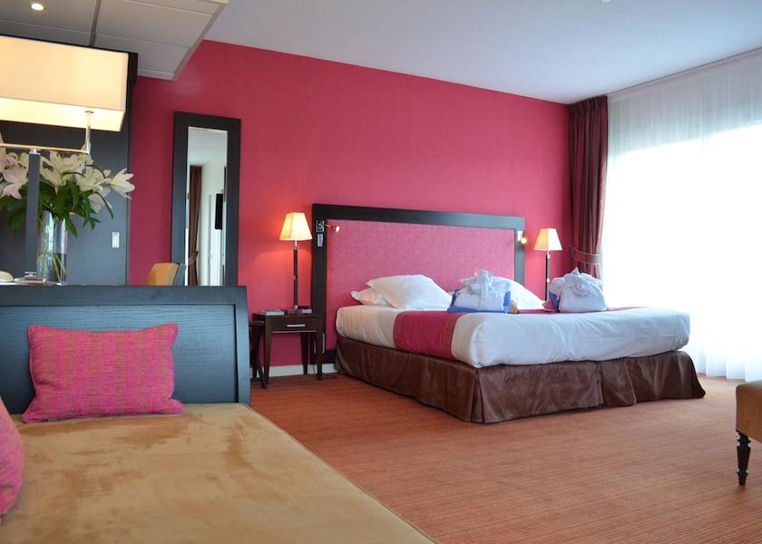 Auvergne-Rhone-Alpes Saint-Clair Room
