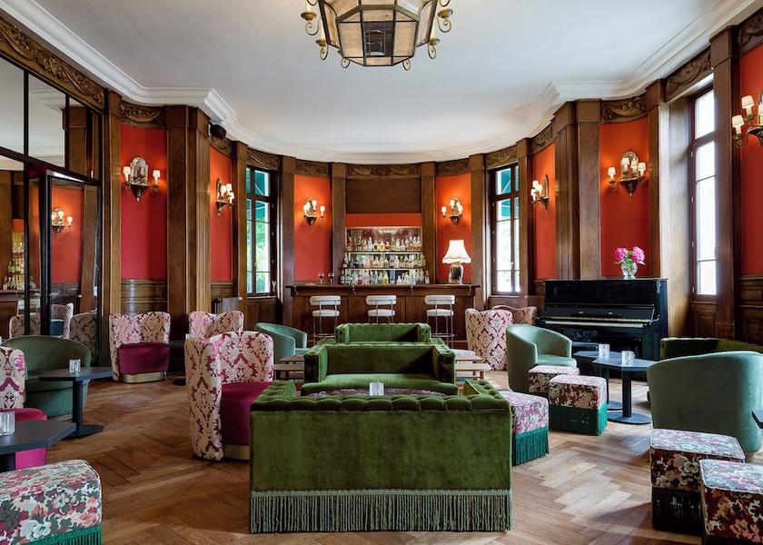 Bourgogne-Franche-Comté Beaune Lounge