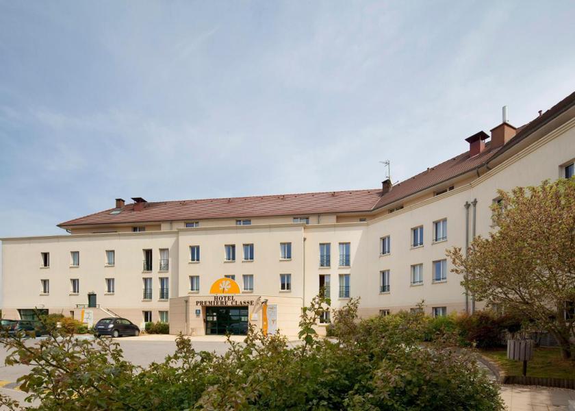 Ile-de-France Bussy-Saint-Georges entrance