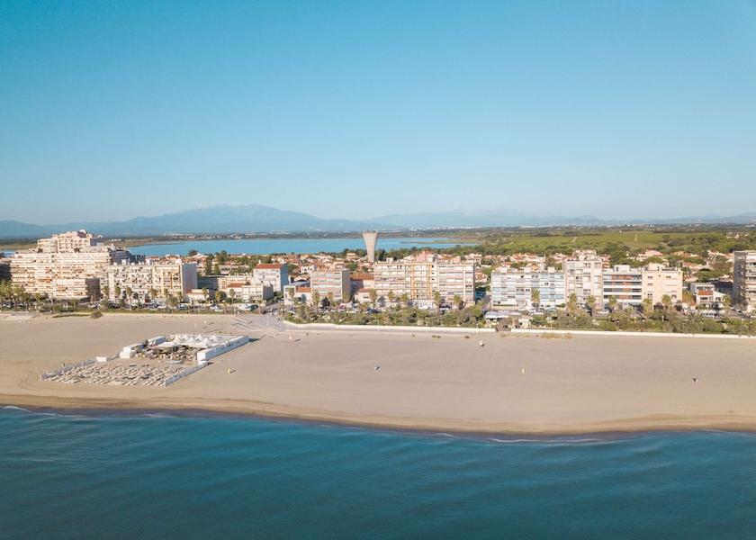 Occitanie Canet-en-Roussillon Exterior Detail