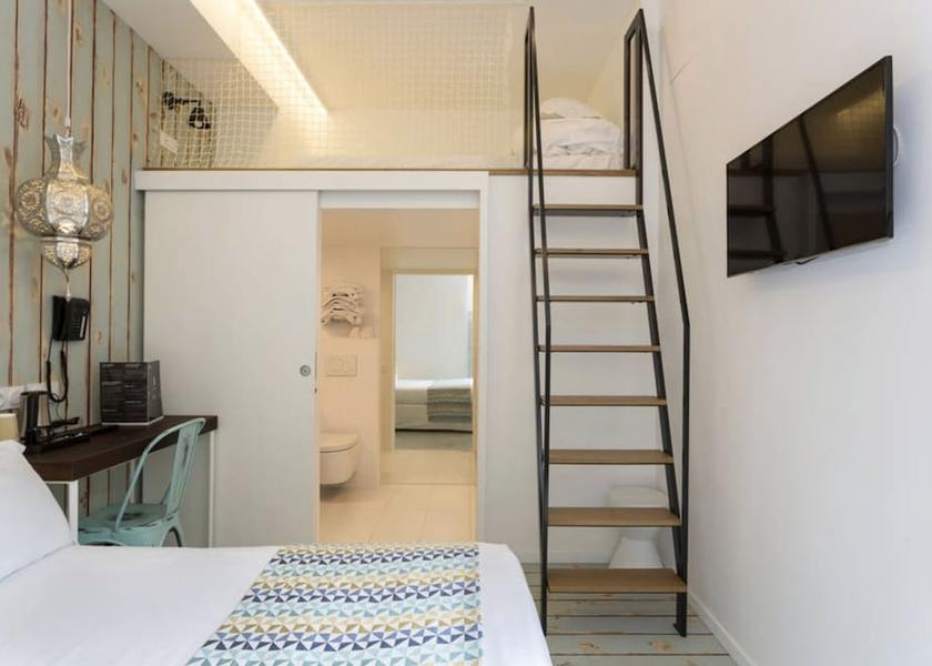 Île-de-France Clichy Room