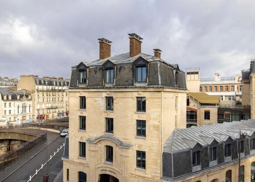 Île-de-France Paris View from property