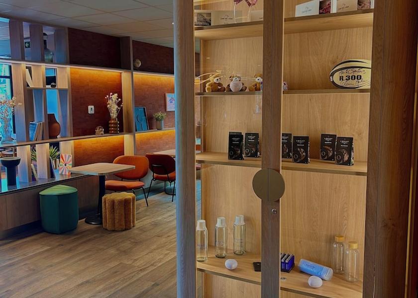 Auvergne-Rhone-Alpes Clermont-Ferrand Reception