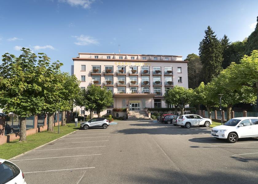 Grand Est Niederbronn-les-Bains Facade