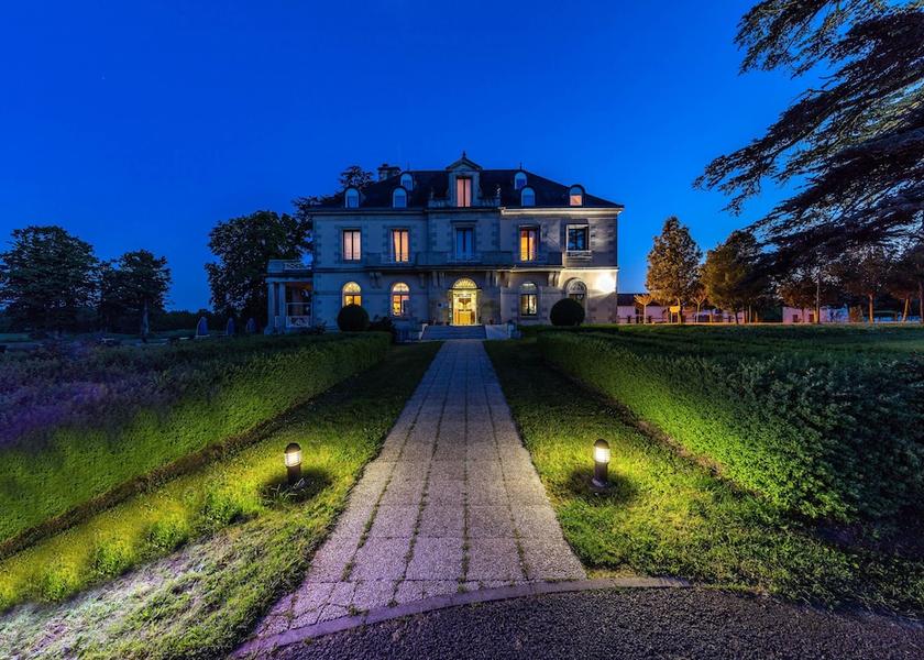 Nouvelle-Aquitaine Mignaloux-Beauvoir Facade