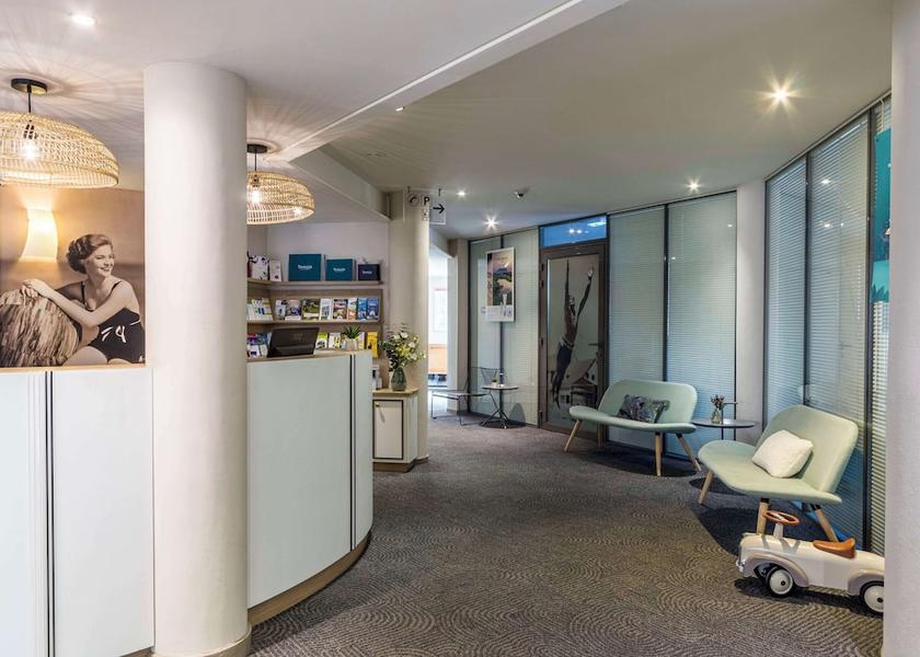 Brittany Perros-Guirec Reception