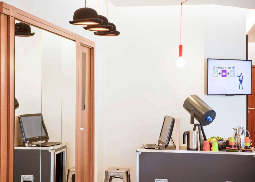 Ile-de-France Montreuil Sports Bar