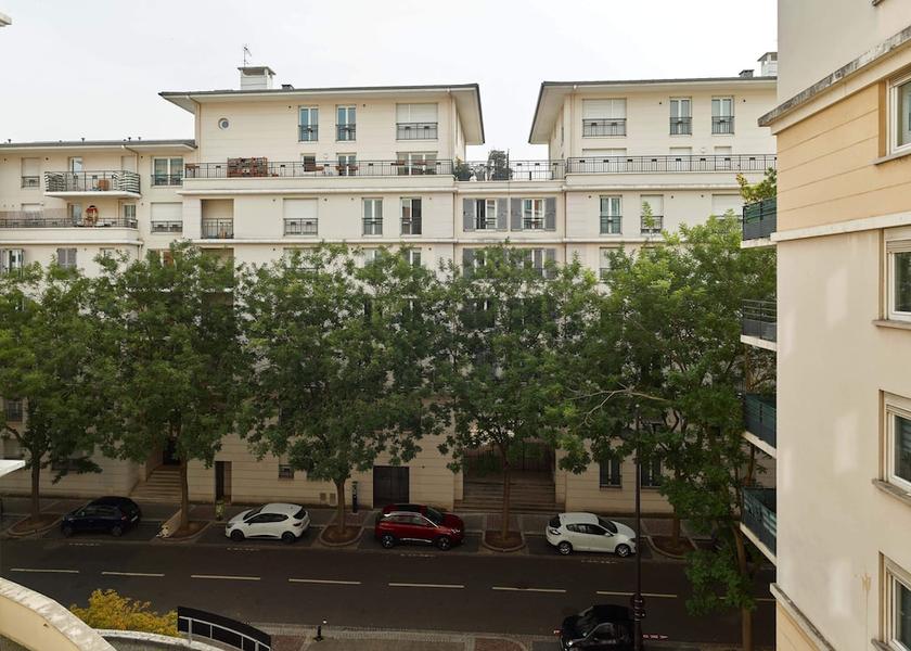 Ile-de-France Rueil-Malmaison View from Property