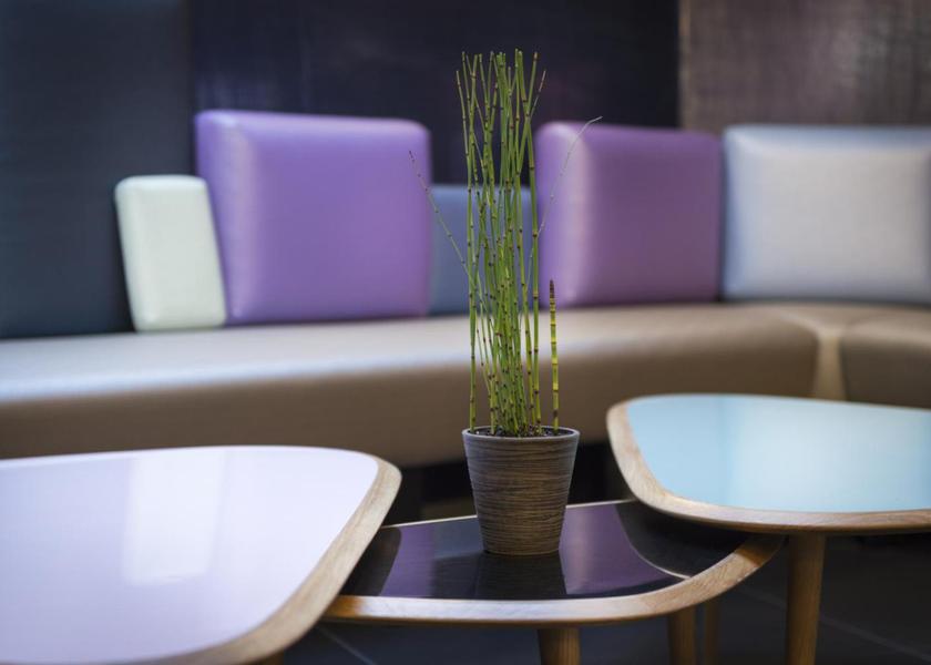 Île-de-France Neuilly-sur-Seine Shared lounge/TV area