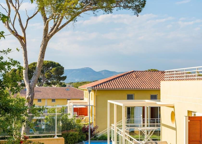 Provence - Alpes - Cote d'Azur Six-Fours-les-Plages Exterior Detail