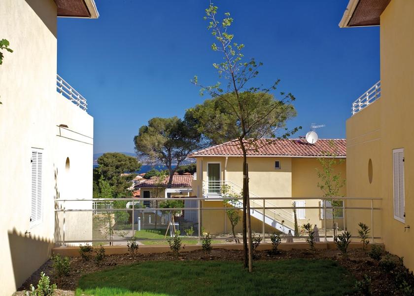 Provence - Alpes - Cote d'Azur Six-Fours-les-Plages Exterior Detail