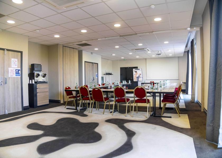Nouvelle-Aquitaine Bordeaux Meeting Room