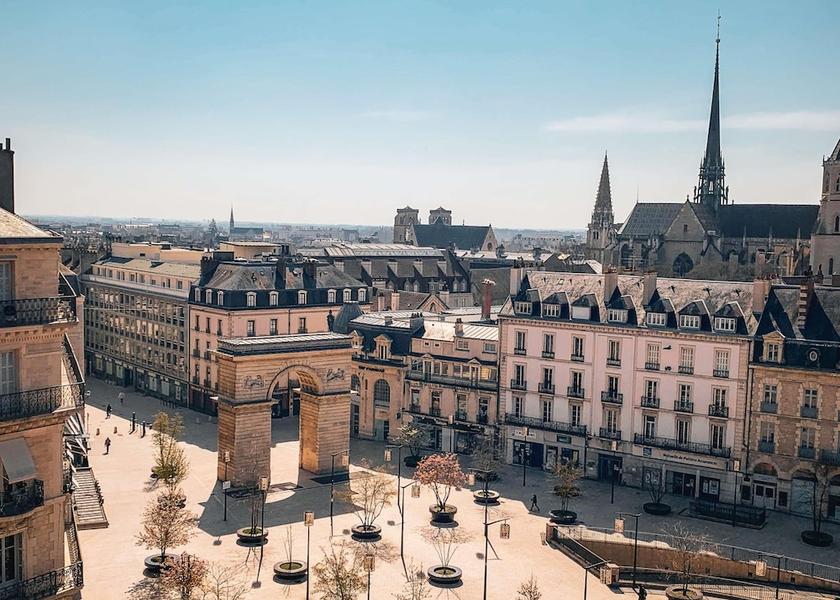 Bourgogne-Franche-Comte Dijon Room