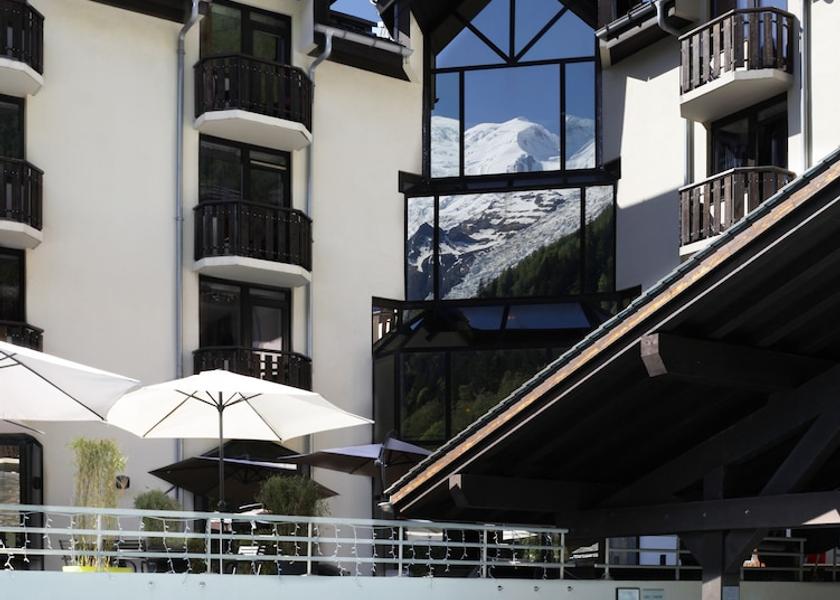 Auvergne-Rhône-Alpes Chamonix-Mont-Blanc Outdoor pool