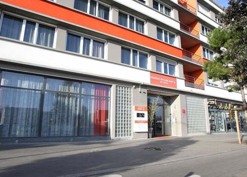 Ile-de-France Chevilly-Larue Exterior Detail