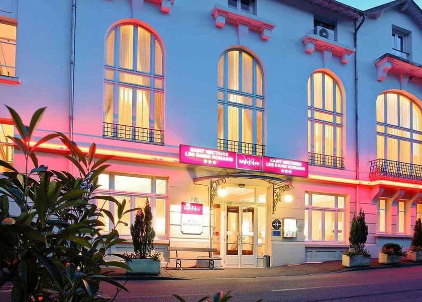 Auvergne-Rhône-Alpes Saint-Nectaire Hotel Exterior
