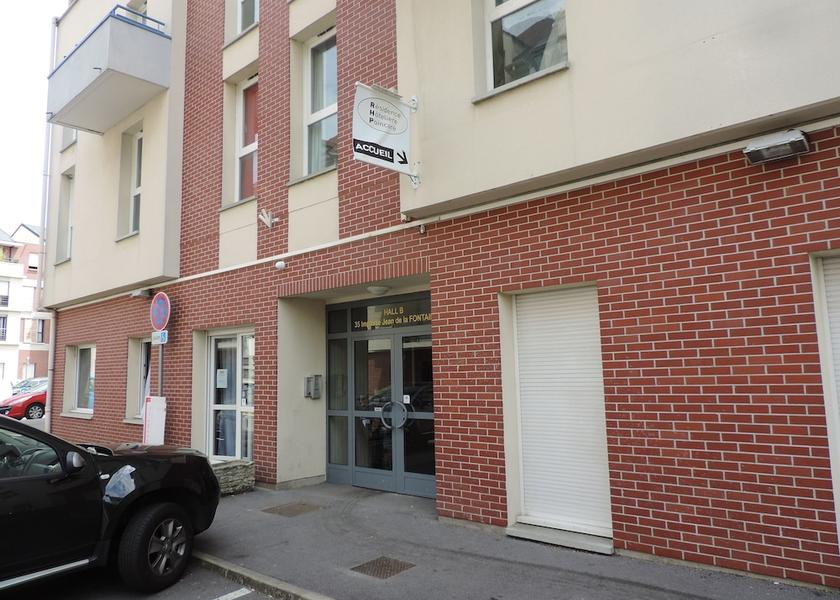 Hauts-de-France Margny-les-Compiegne Entrance