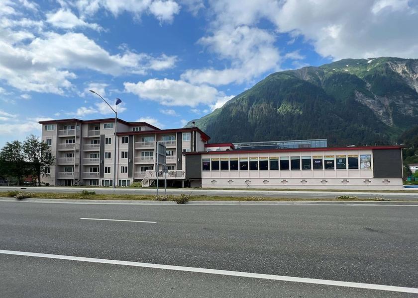 Alaska Juneau Front of property
