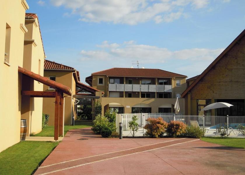 Nouvelle-Aquitaine Bergerac Exterior Detail