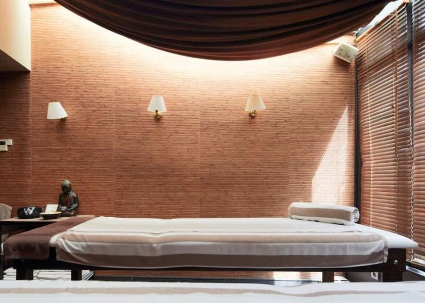 Grand Est Reims Spa treatment