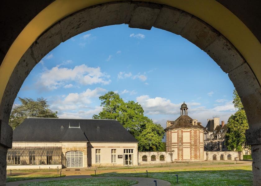 Centre-Loire Valley Augerville-la-Riviere Front of property
