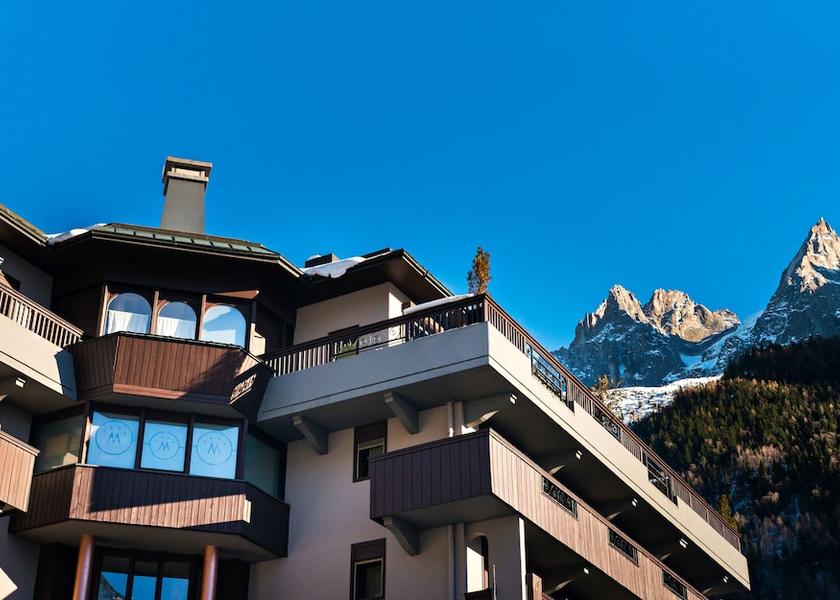 Auvergne-Rhône-Alpes Chamonix-Mont-Blanc Front of property