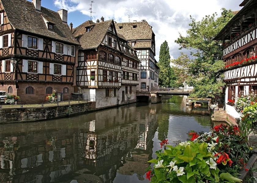 Grand Est Schiltigheim Point of interest