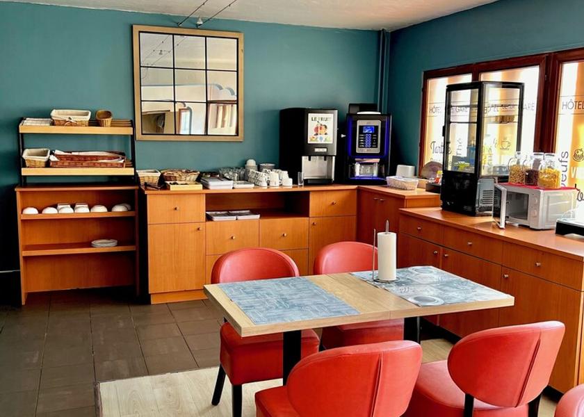 Auvergne-Rhone-Alpes Aix-Les-Bains Breakfast buffet