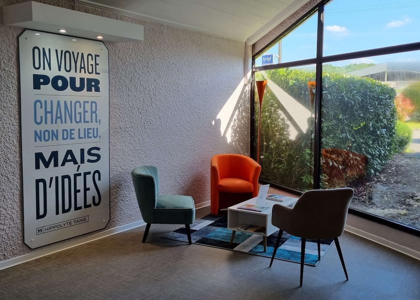 Nouvelle-Aquitaine Champniers Interior Entrance