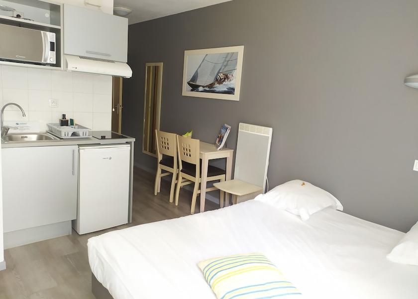 Nouvelle-Aquitaine La Rochelle Room