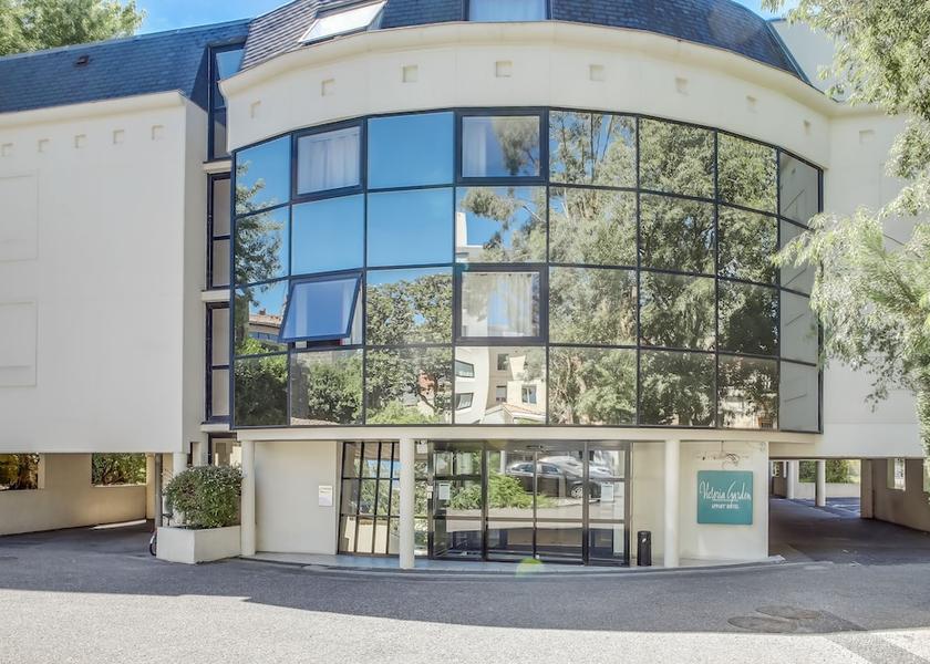 Nouvelle-Aquitaine Bordeaux Front of property